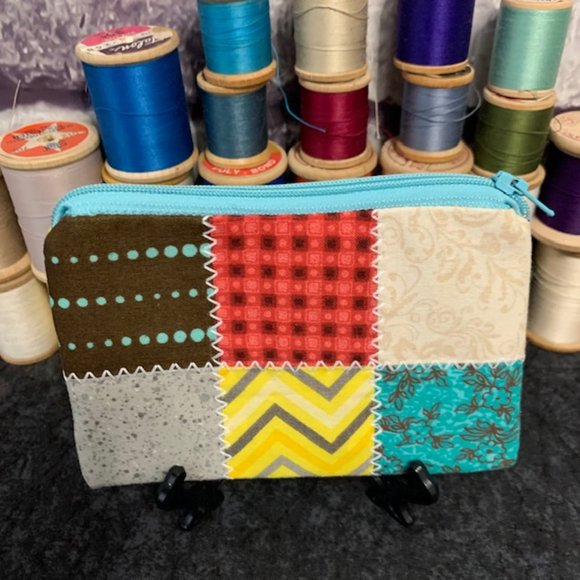 🎉🎉Host Pic🎉🎉 Quilted Wallet/Coin Pouch - Picture 3 of 8